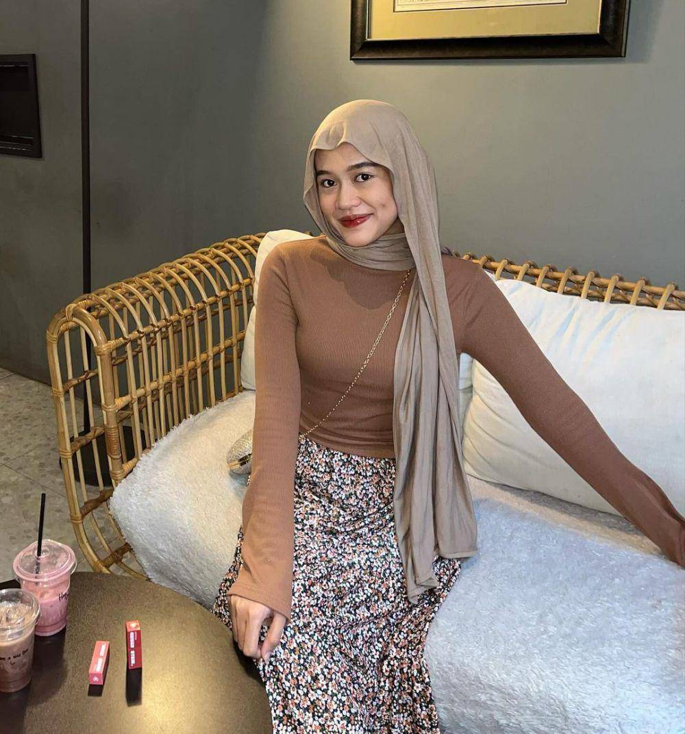 Shella Mutaharoh (instagram.com/shella.mh)