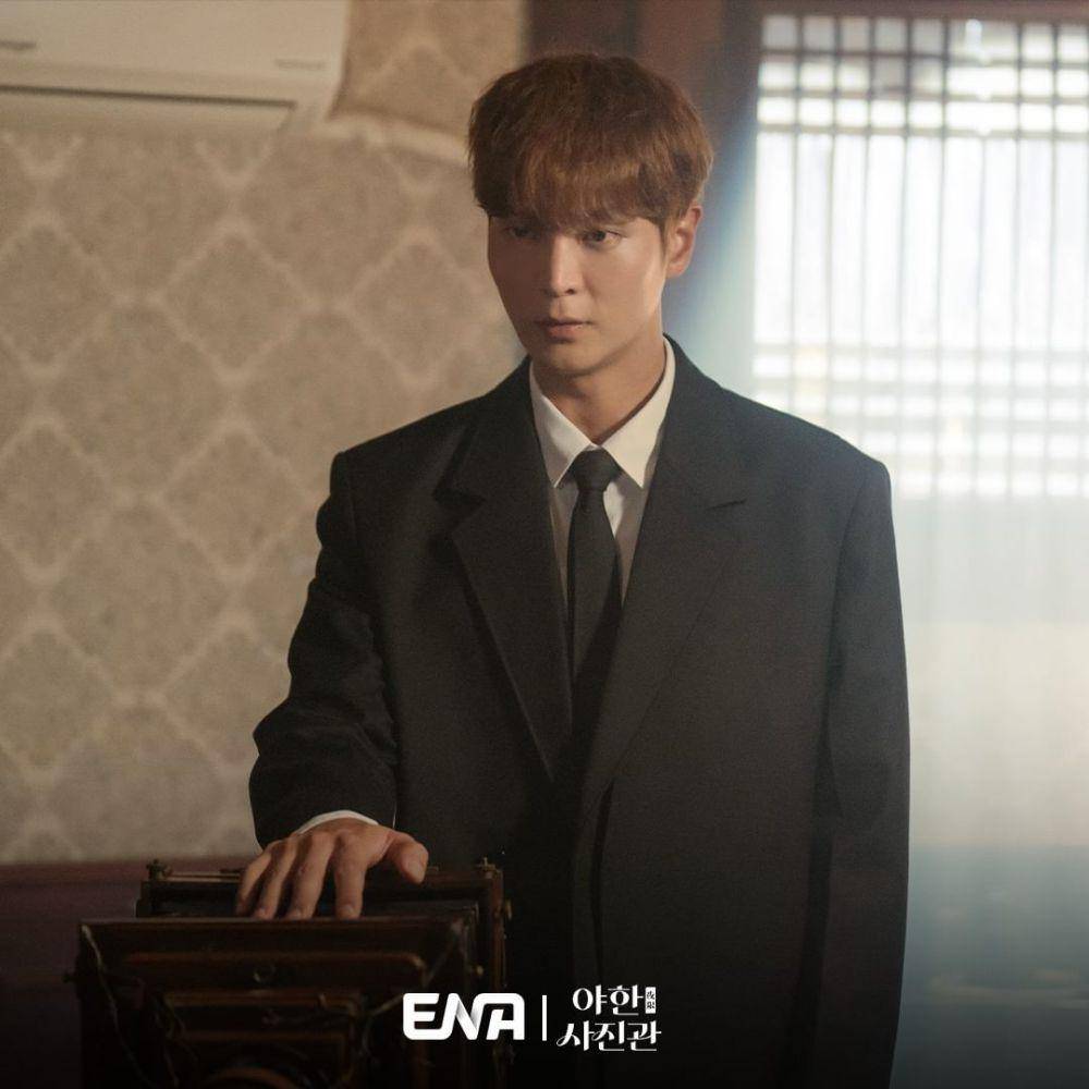 Joo Won di drama The Midnight Studio (instagram.com/channel.ena.d)