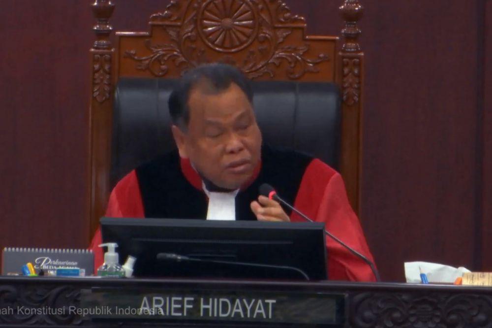 Hakim MK Pertanyakan Kunker Jokowi ke Berbagai Daerah Saat Kampanye