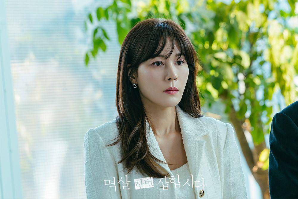 Seo Jung Won (Kim Ha Neul) di drakor Nothing Uncovered (instagram.com/kbsdrama)