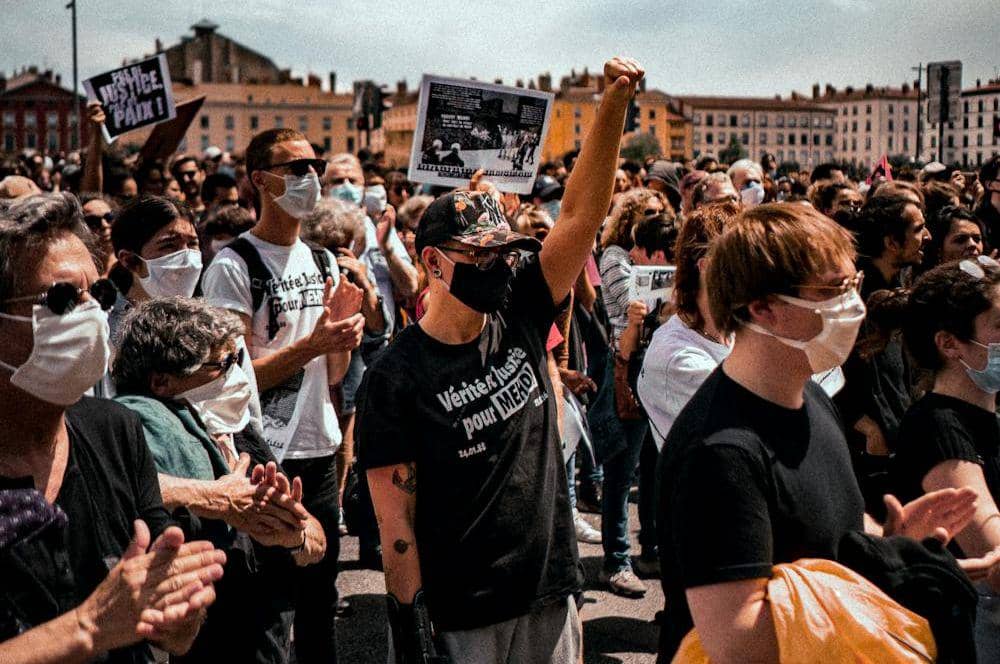 ilustrasi demonstrasi (pexel.com/Luca Nardone)