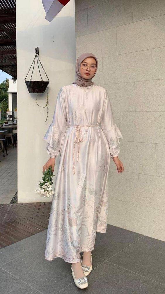 outfit halal bihalal (pinterest.com)