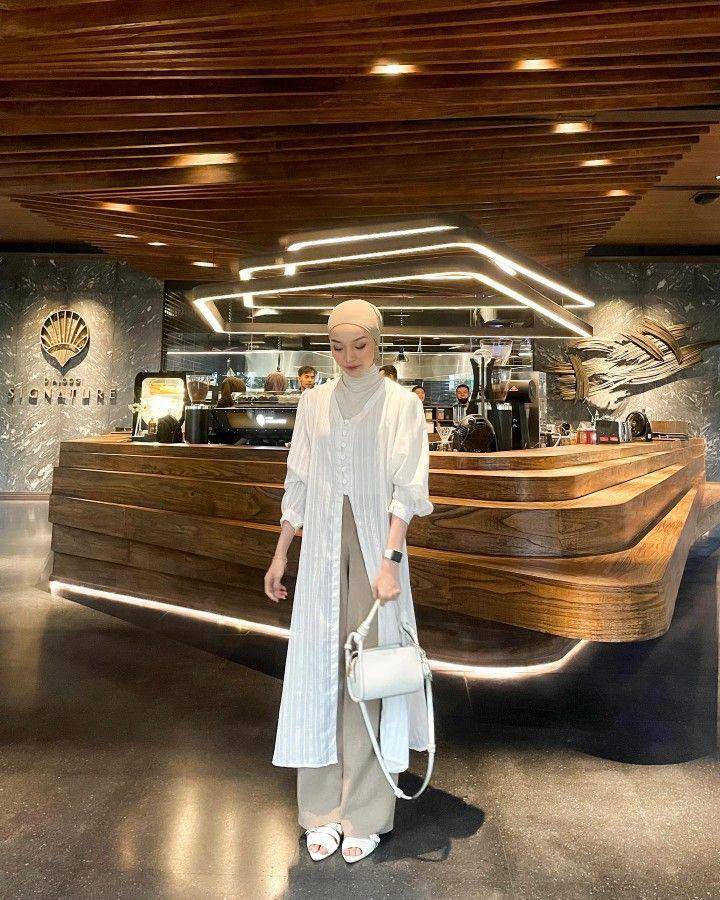 outfit halal bihalal (Pinterest.com)