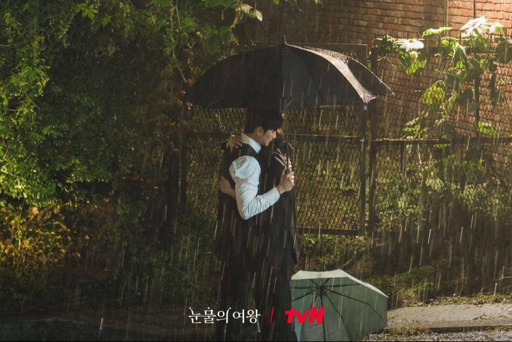 Kim Soo Hyun dan Kim Ji Won di Queen of Tears (instagram.com/tvn_drama)