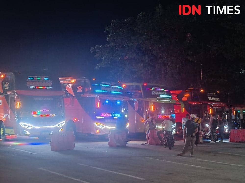 51 Ribu Pemudik Seberangi Pelabuhan Bakauheni Arah Merak H-5 Lebaran