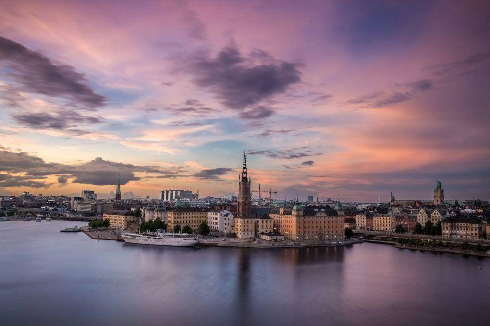 Negara Swedia (unsplash.com/Raphael Andres)