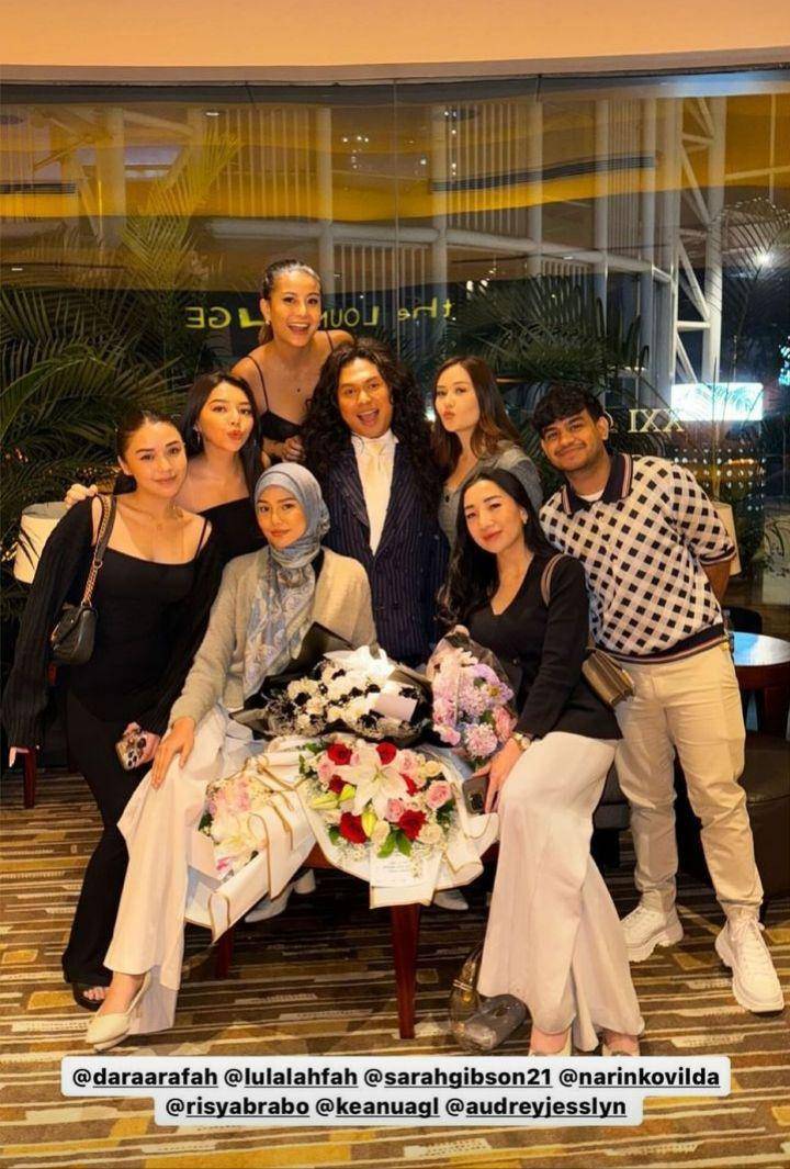 Artis di gala premiere Dua Hati Biru (Instagram.com/fadiljaidi)