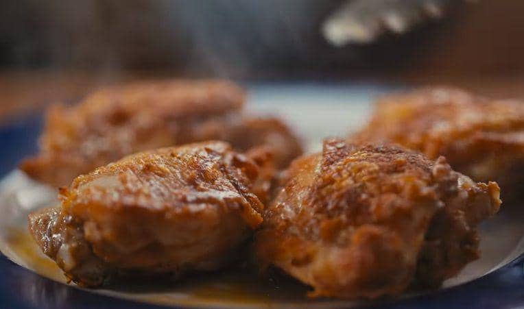 ilustrasi membuat lemon garlic chicken (youtube.com/Recipe30)