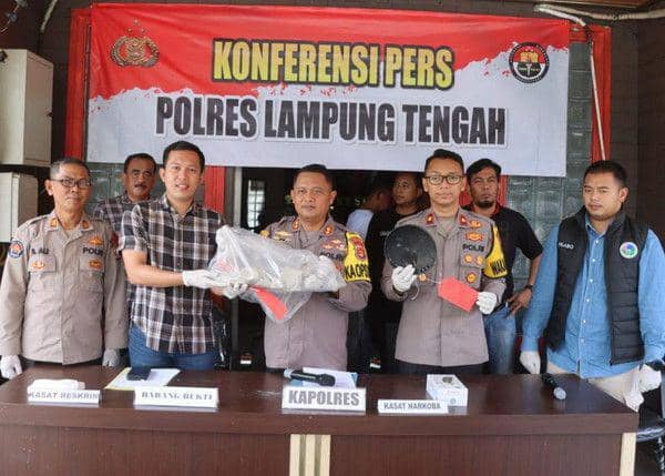 Ungkap kasus pelemparan batu di Kabupaten Lampung Tengah. (Dok. Polres Lampung Tengah).