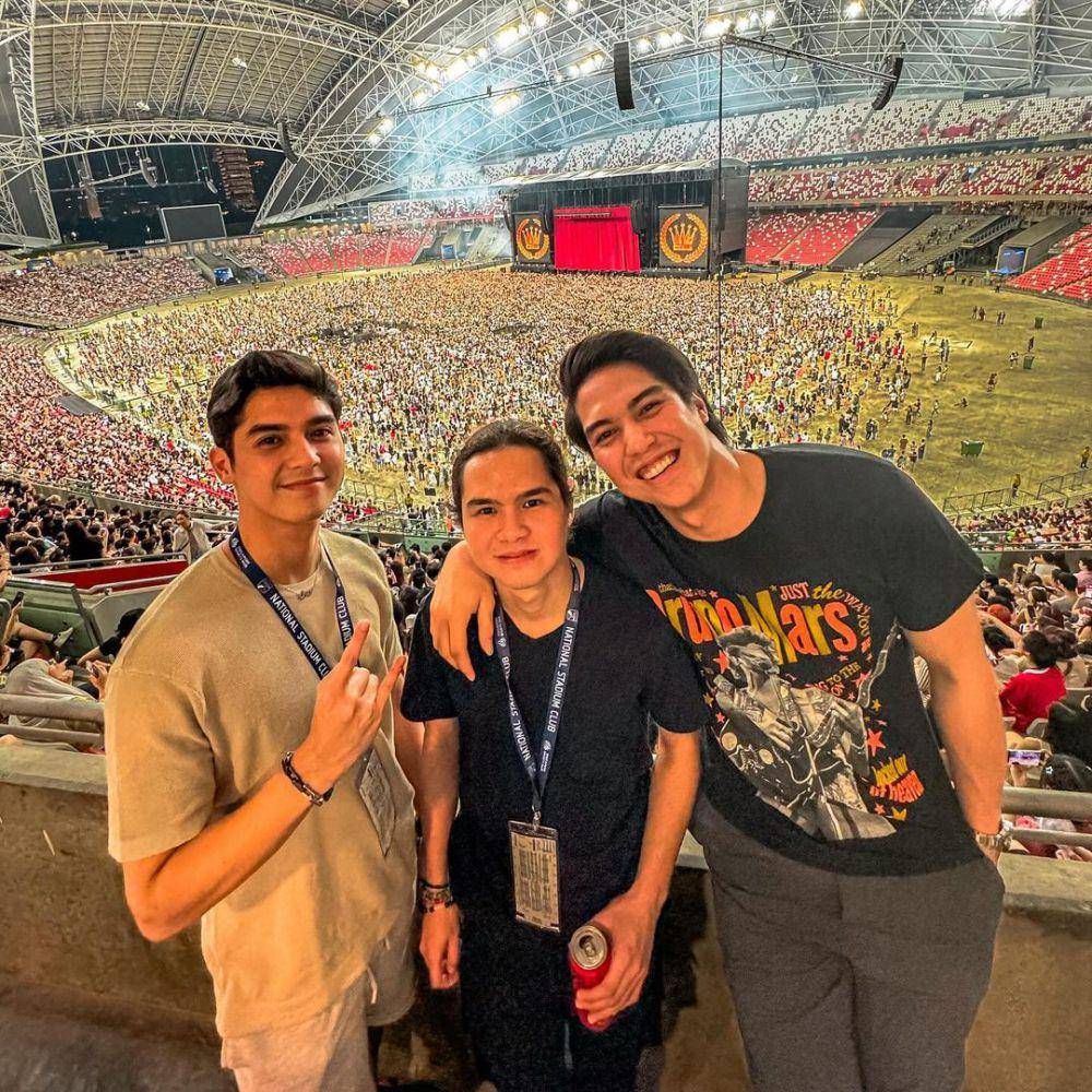 potret Al Ghazali nonton konser Bruno Mars bareng keluarga (instagram.com/elelrumi)