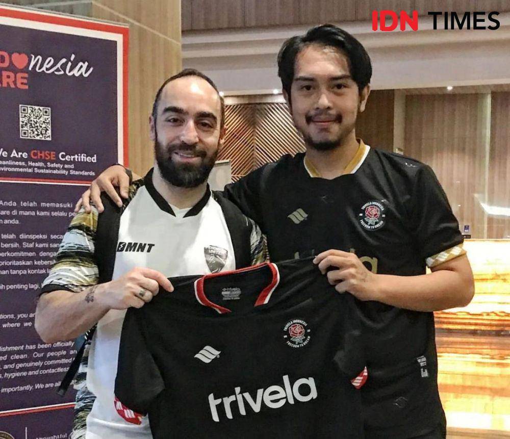 Ikhsan bertemu dengan Richardinho. (IDN Times/ig @penendangbebas)