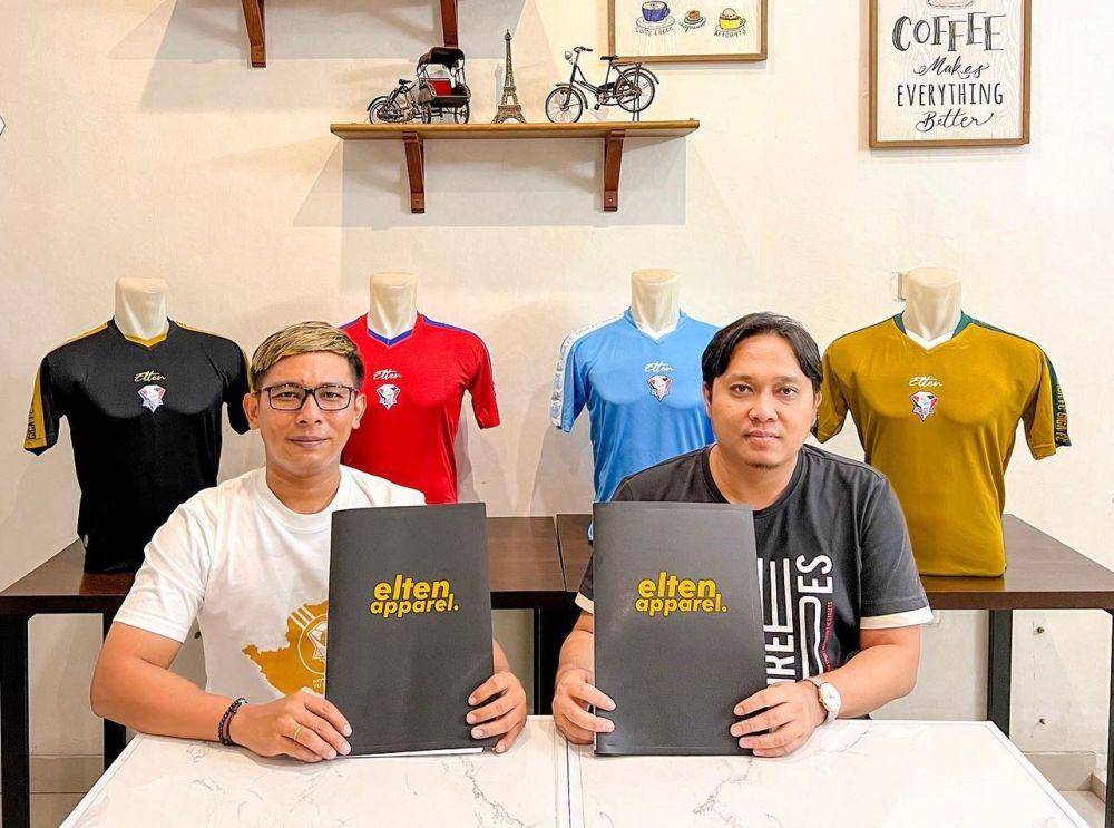 Kesepakatan dan kerjasama antara Elten Apparel dan Giga FC. (Dok. Elten Apparel).
