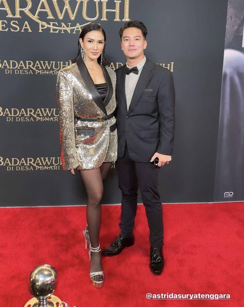 potret gala premiere film Badarawuhi di Desa Penari di Amerika Serikat (Instagram.com/owliasarah)