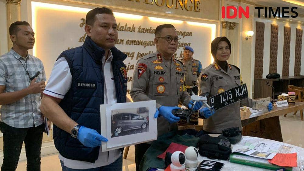 Barang bukti tindak pidana curanmor dan transaksi jual beli mobil bodong. (IDN Times/Rohmah Mustaurida)