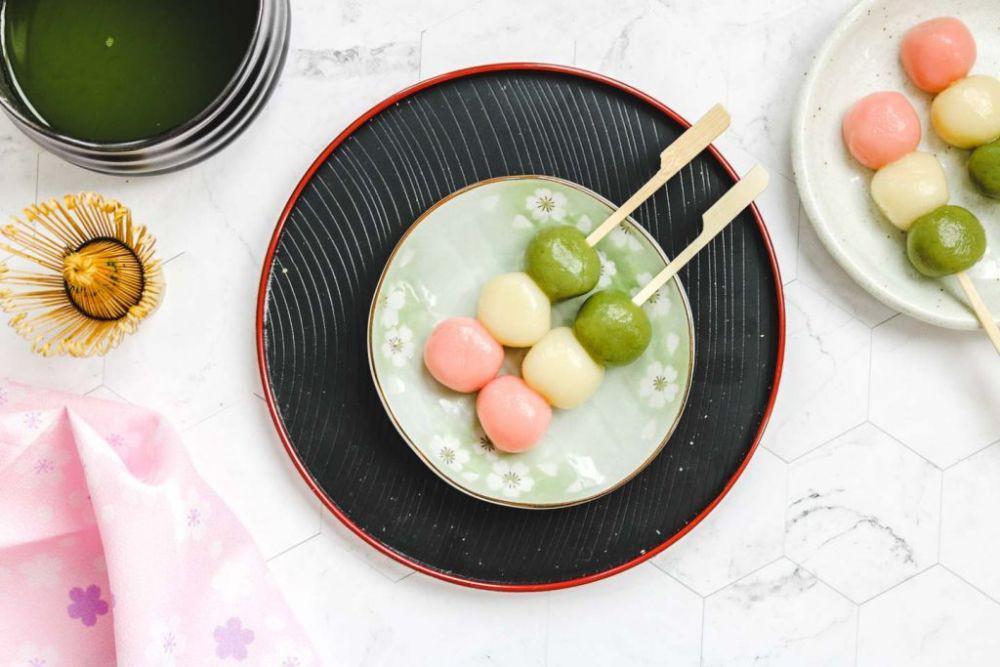 10 Makanan Khas Musim Semi Jepang yang Wajib Kamu Cicipi