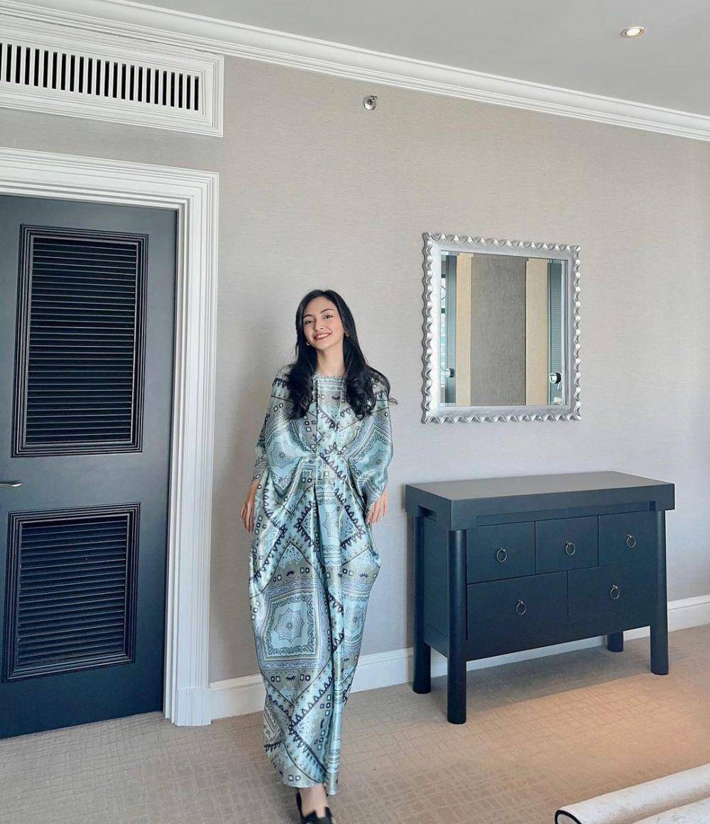 OOTD ala Valerie Tifanka dengan dress (instagram.com/valtifanka)