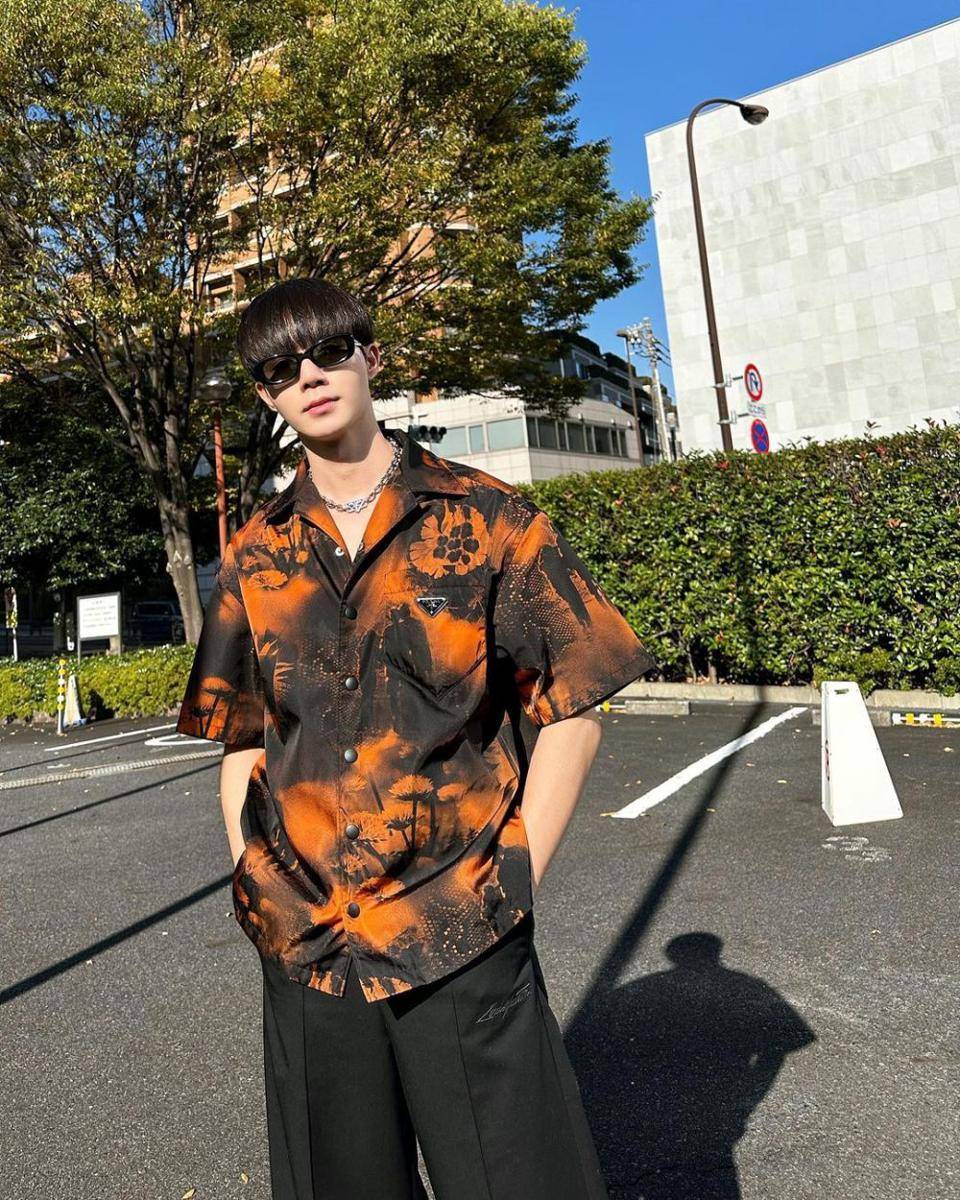 Zee Pruk (instagram.com/zeepruk)