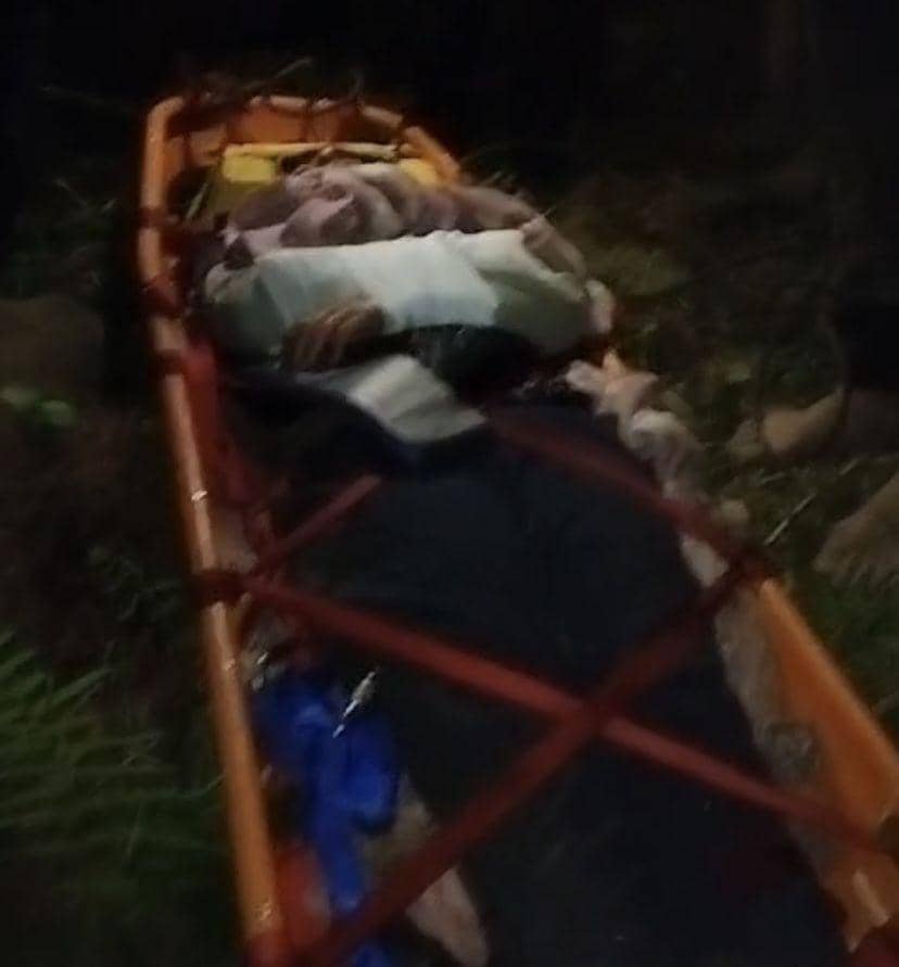 Suasana ditemukan wisatawan mancanegara yang sempat hilang di Sipiso-piso (Dok. Humas Basarnas)