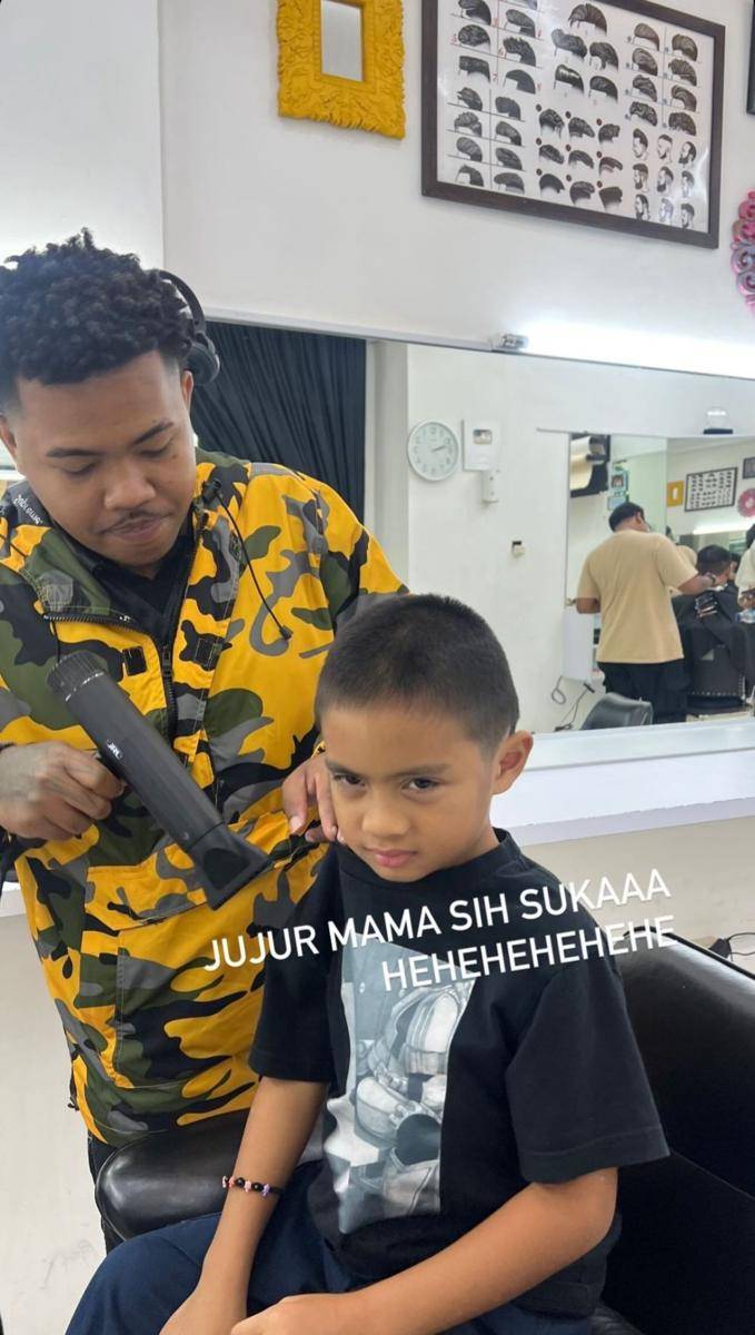 potret Dia Sekala Bumi (instagram.com/ayudiac)