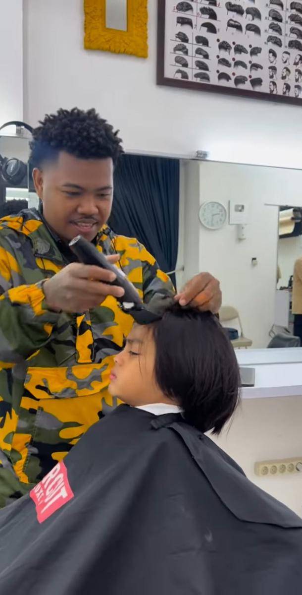 potret Dia Sekala Bumi (instagram.com/ayudiac)