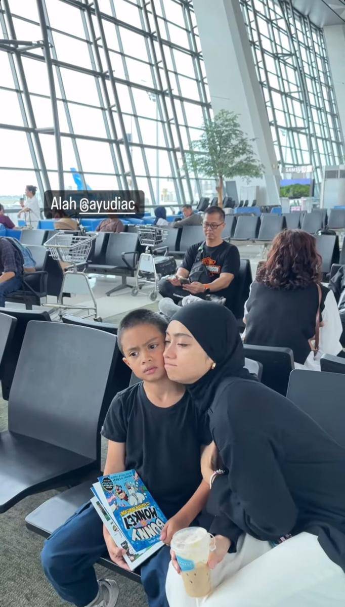 potret Ayudia Bing Slamet dan Dia Sekala Bumi (instagram.com/ayudiac)
