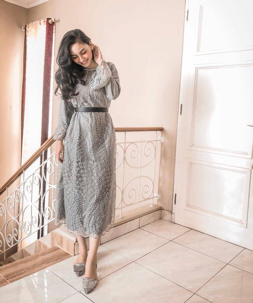 OOTD ala Valerie Tifanka dengan dress (instagram.com/valtifanka)