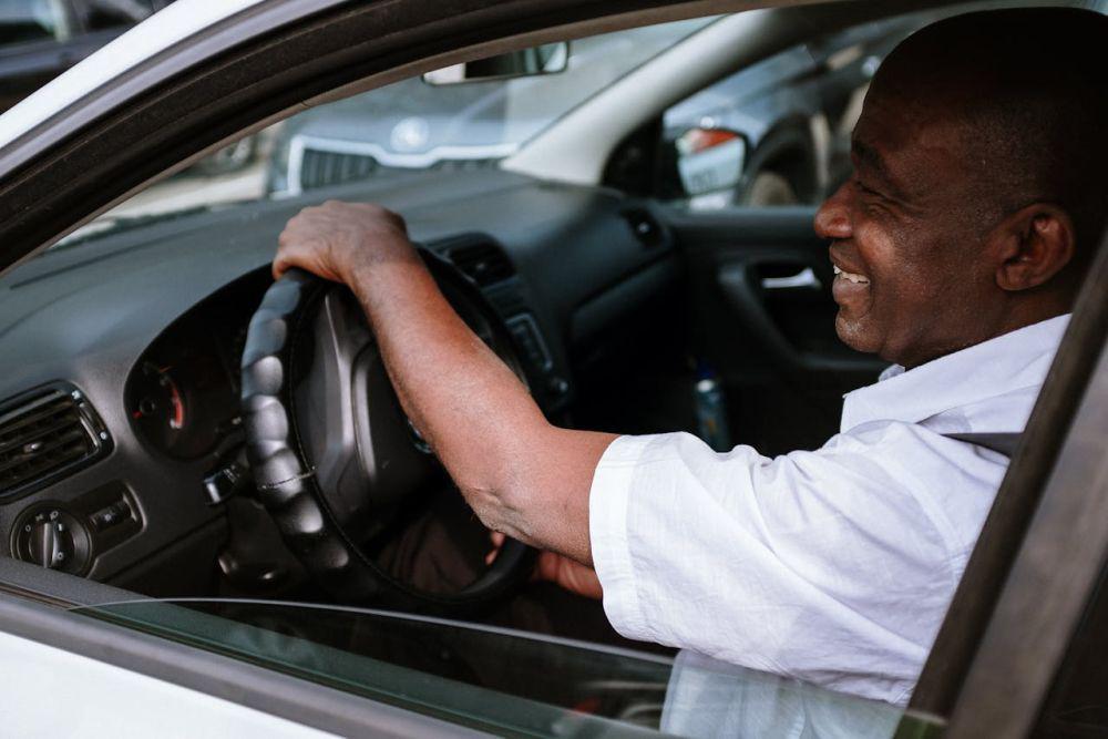 3 Tips Mudik Perjalanan Jauh Naik Mobil dengan Aman, Gantian Nyetir!