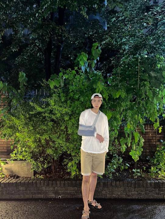 potret Johnny NCT (instagram.com/johnnyjsuh)