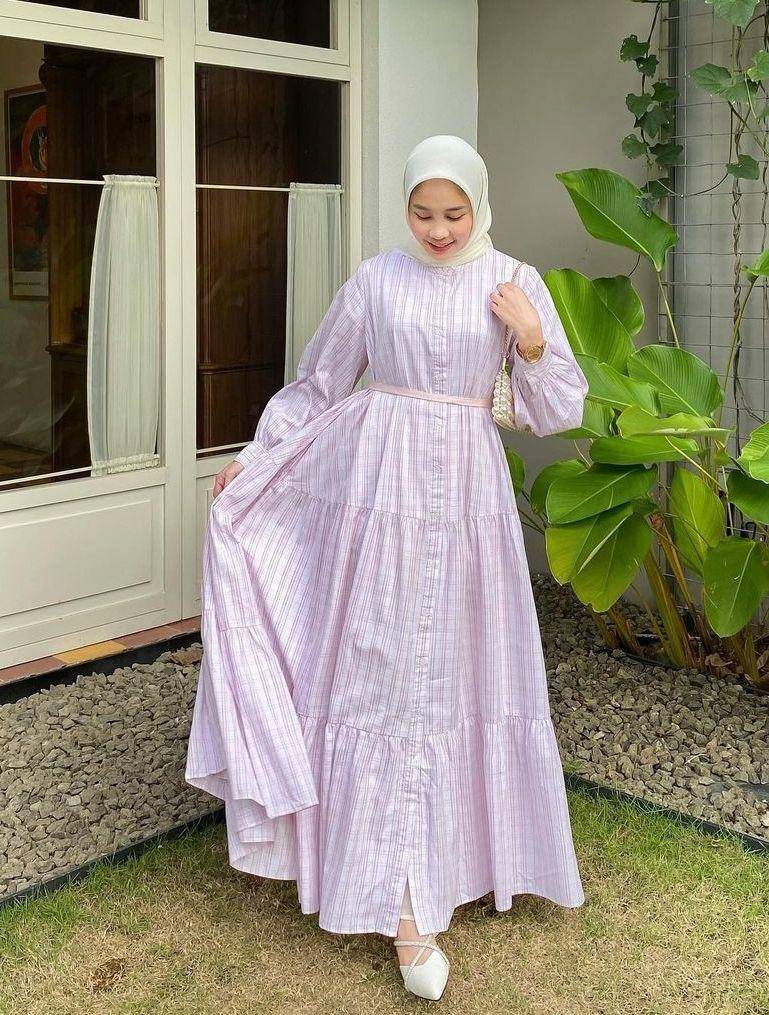 OOTD hijab (instagram com/aisni)