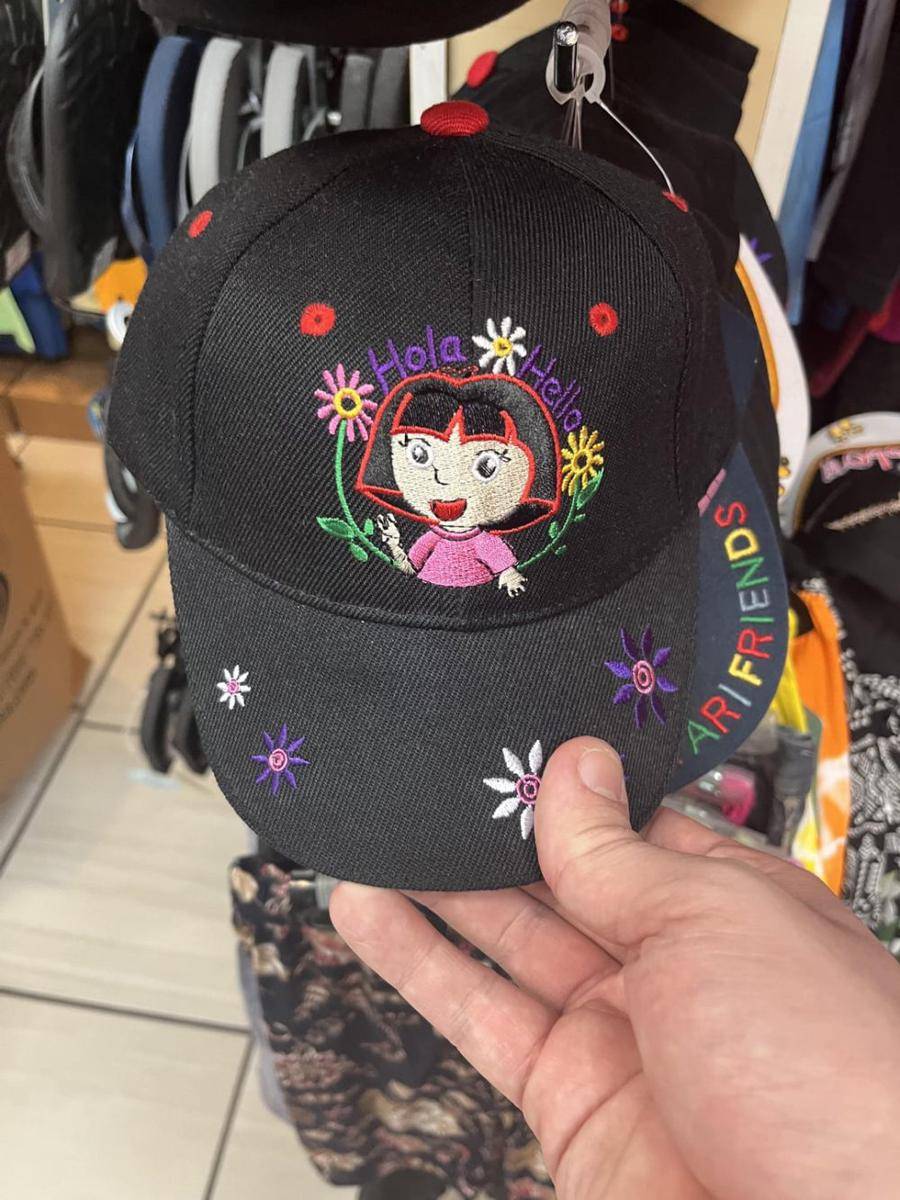 potret barang KW Dora the Explorer (reddit.com/user/CaptianFrost15)