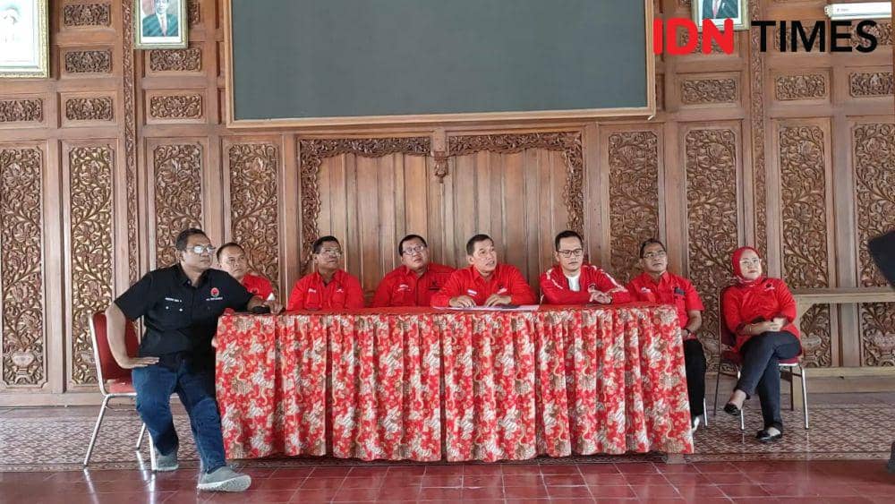 Konferensi pers penjaringan DPC PDIP Solo memilih calon walikota 2024. (IDN Times/Larasati Rey)
