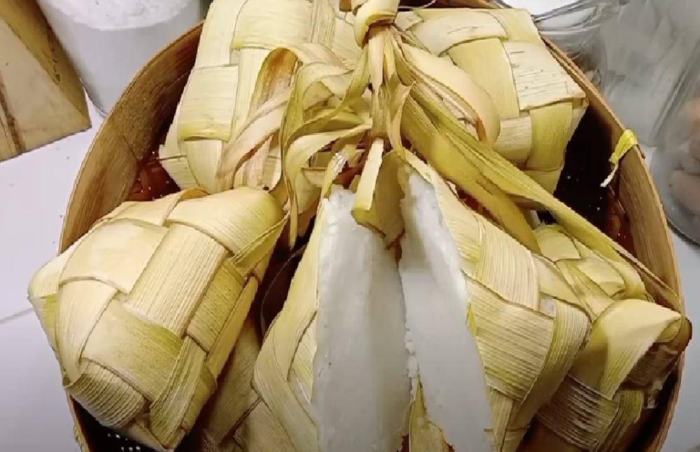 ilustrasi ketupat Lebaran (youtube.com/mbok midut)