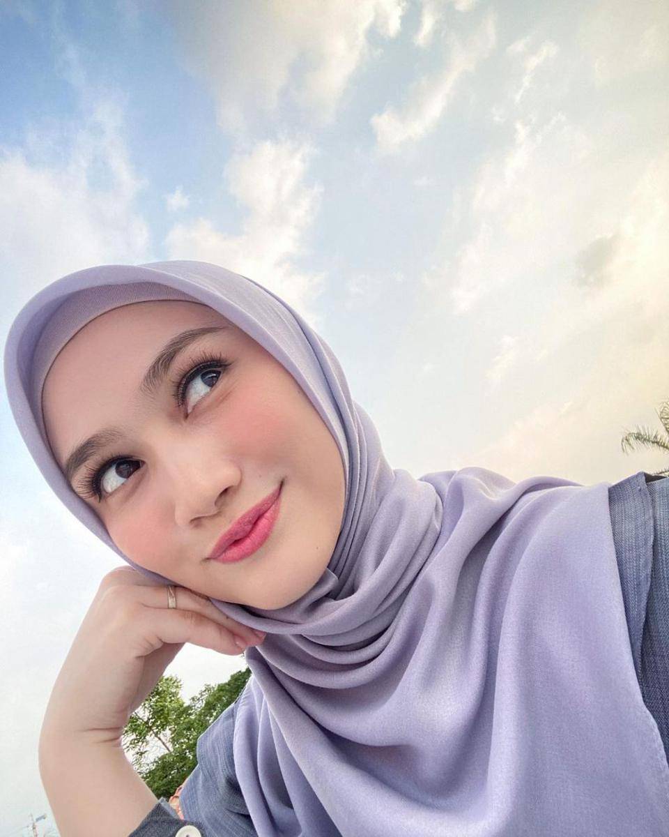 inspirasi makeup lebaran ala Melody Laksani (instagram.com/melodylaksani92)