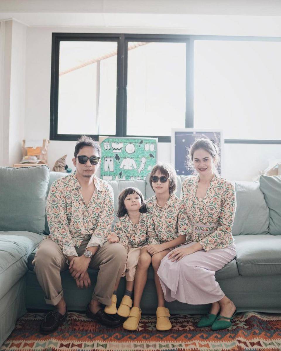 Potret Ringgo Agus dan keluarga (Instagram.com/ringgoagus)