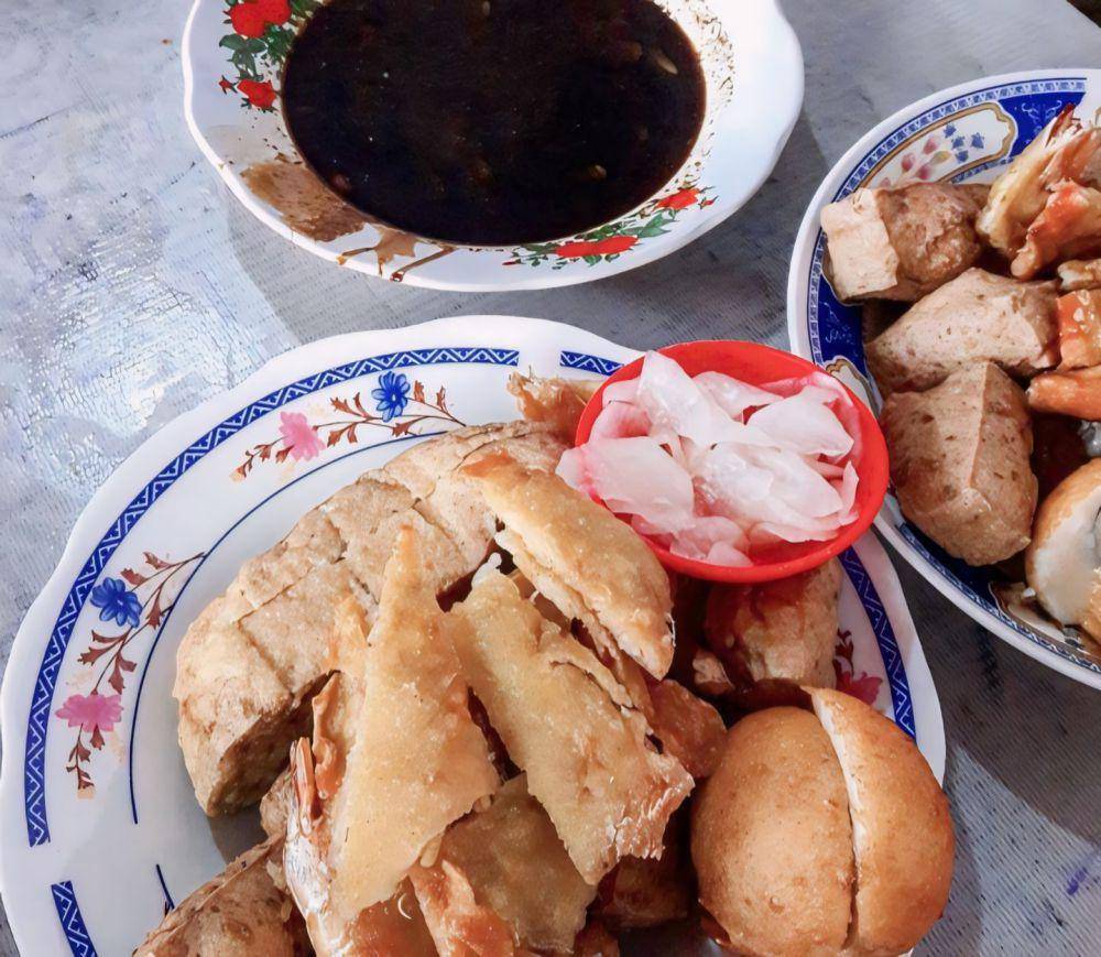Tahu Pong Gajah Mada (instagram.com/specialtahupongsemarang)