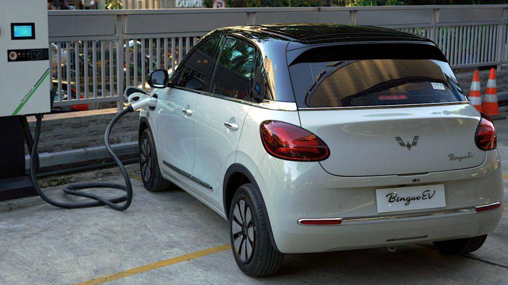 foto mobil listrik wuling binguoEV (viva.co.id)