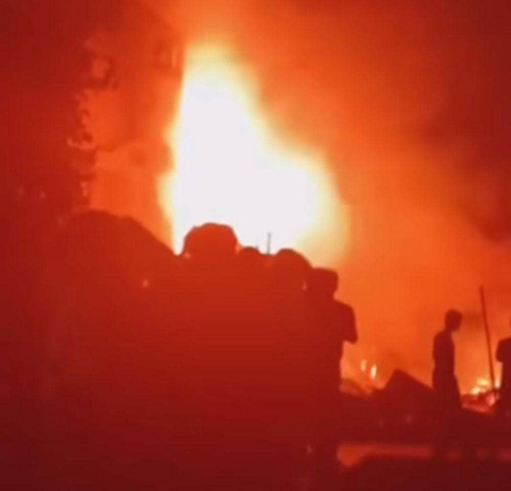 Sehari Jelang Lebaran 6 Rumah Kawasan Padat Penduduk Palembang Terbakar