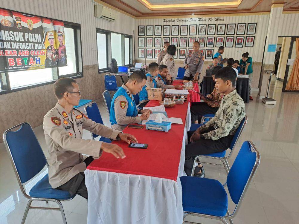 Polres Tabanan terima pendaftaran calon Anggota Polri 2024 (Dok.IDNTimes/Polres Tabanan)