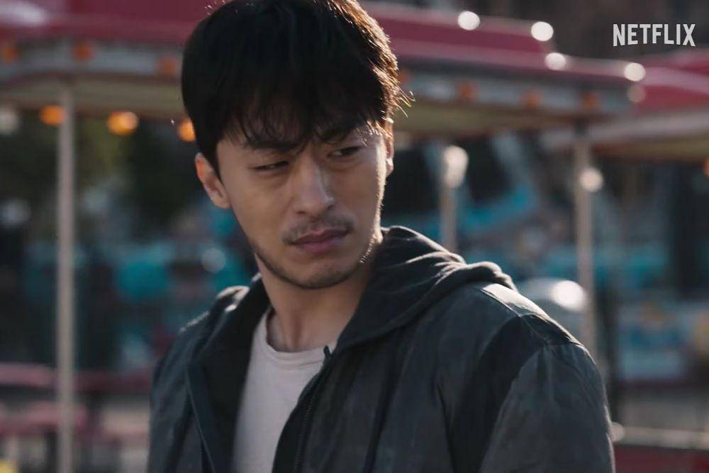 cuplikan Koo Kyo Hwan di drakor Parasyte: The Grey (youtube.com/NetflixKorea)