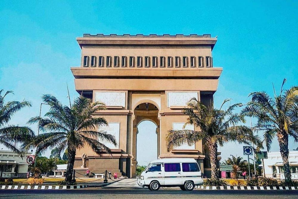 7 Destinasi Wisata Dekat Bandara Dhoho Kediri yang Wajib Kamu Kunjungi