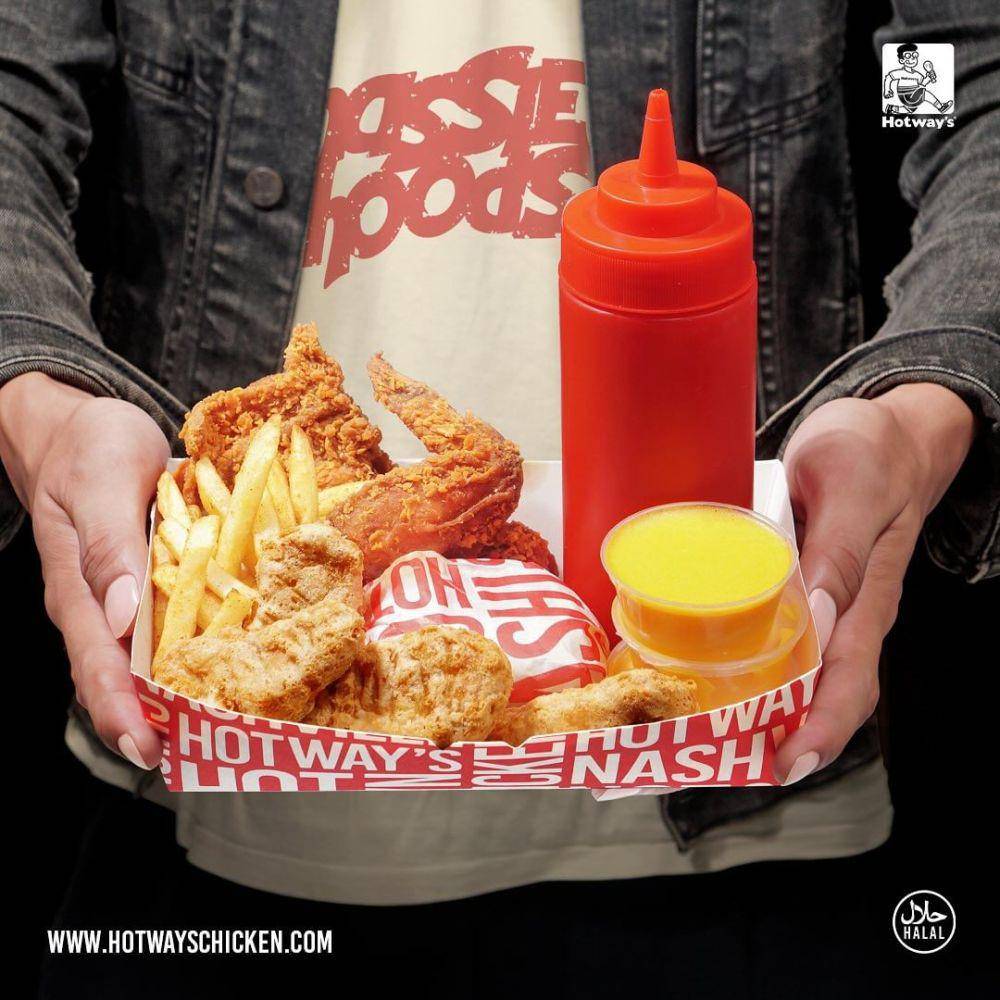 Menu Hotwa's Nashville Chicken Crispy