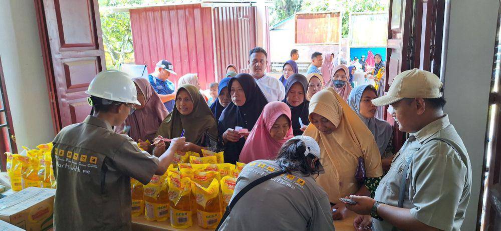 Asia Agri gelar Bazar Minyak Goreng dan Beras Premium Murah di 74 desa 3 provinsi (Dok. IDN Times)