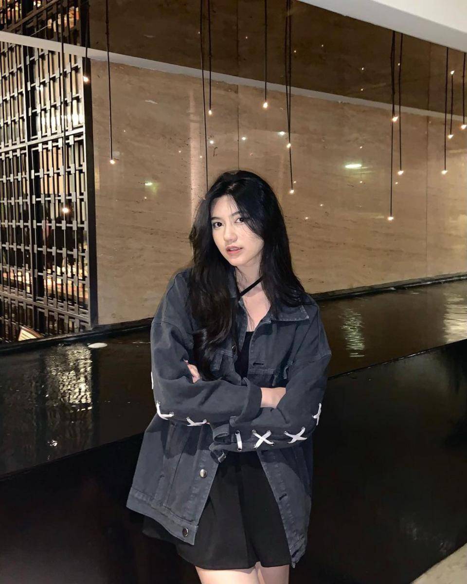 Indira JKT48 (instagram.com/jkt48.indira.s)
