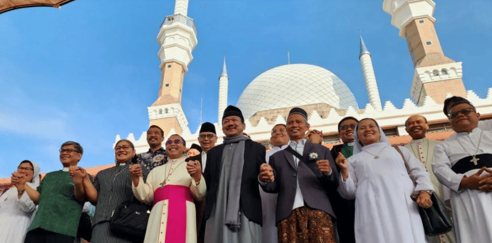 Uskup Agung Semarang Sambangi MAJT, Ucapkan Selamat Idul Fitri