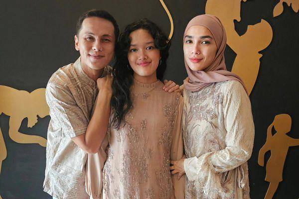 potret perayaan ultah ke-18 Ara anak Ussy (instagram.com/ussypratama)