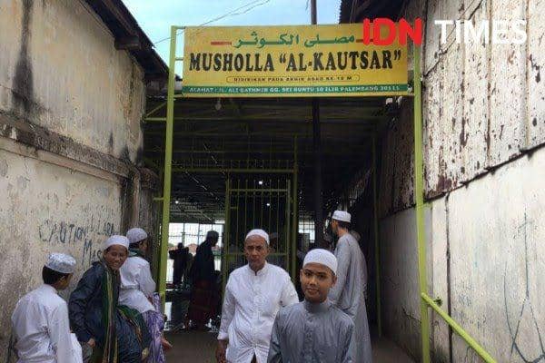 Tradisi Rumpak-rumpakan masyarakat Arab di Palembang (IDN Times/Rangga Erfizal)
