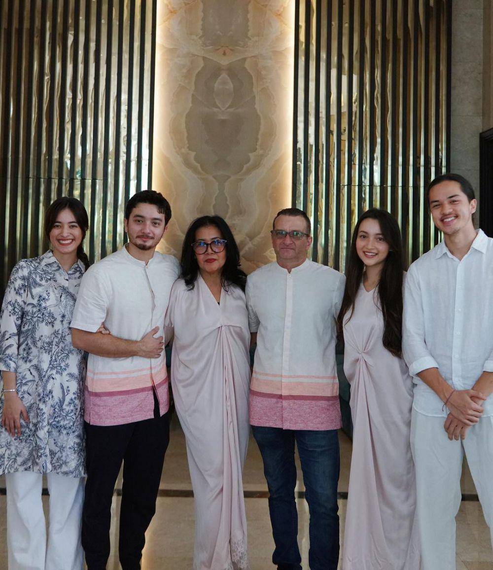 potret keluarga Megan Domani (instagram.com/megandomani1410)