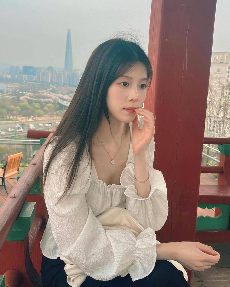 akun Instagram pemeran Blood Free (instagram.com/_yiseoluv)