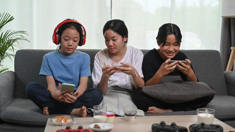5 Cara Ampuh Melepaskan Diri dari Kecanduan Gadget, Yuk!