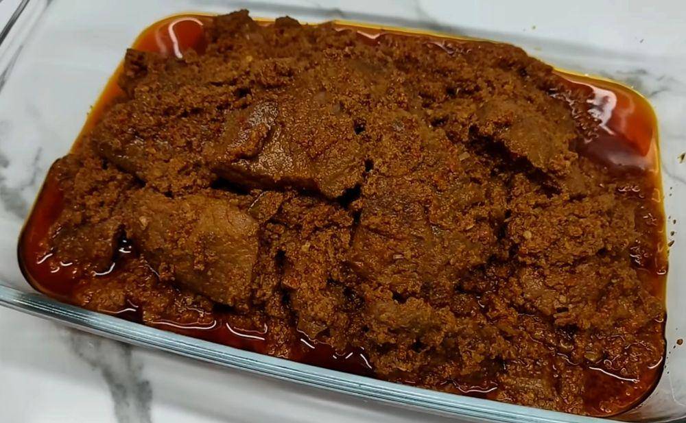 rendang daging (YouTube.com/CR COOK)